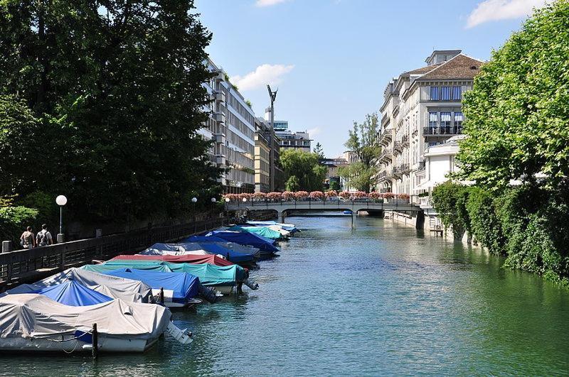 Riverside Maisonette Downtown Zürich Buitenkant foto